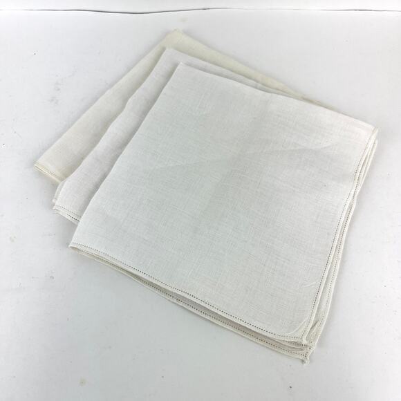 Lot of Assorted Vintage Linens Napkin Apron Table Scarf0 - Picture 2 of 10